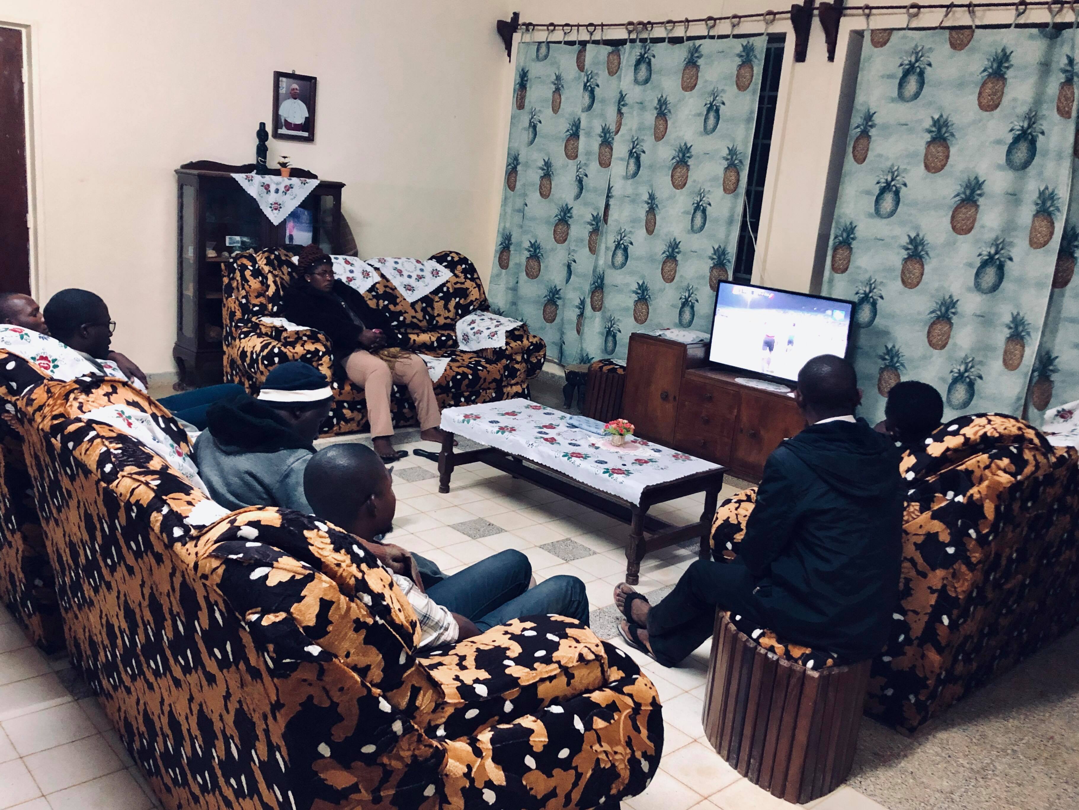 65307145_2056839751290497_2341471841698185216_n